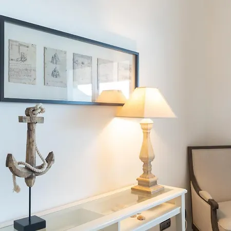 Marina Castillo 334 Duquesa Apartment